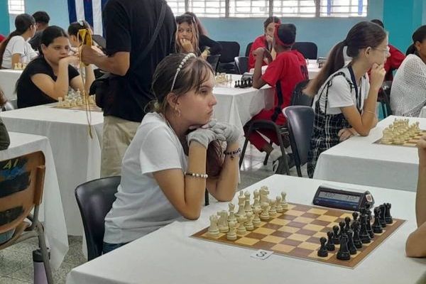 Ajedrecista Jinela Rodríguez destaca en Yucatán